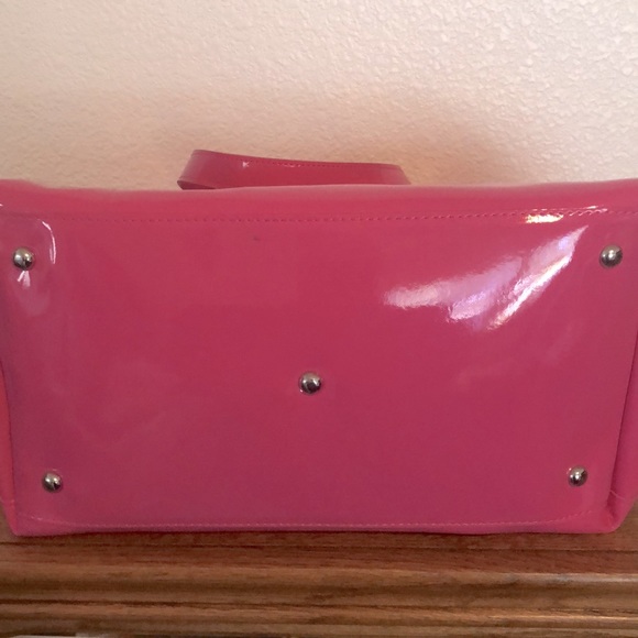 Joan Rivers Pink Large Shiny Purse - Picture 5 of 8